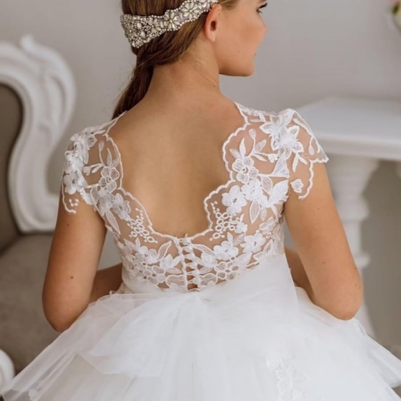 Lace Tulle Ball Gowns with Bow-Knot - Picture 8 of 9